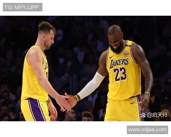 詹姆斯豪取33分17篮板6助攻湖人击败森林狼收获四连胜 詹姆斯豪取33分17篮板6助攻湖人击败森林狼收获四连胜